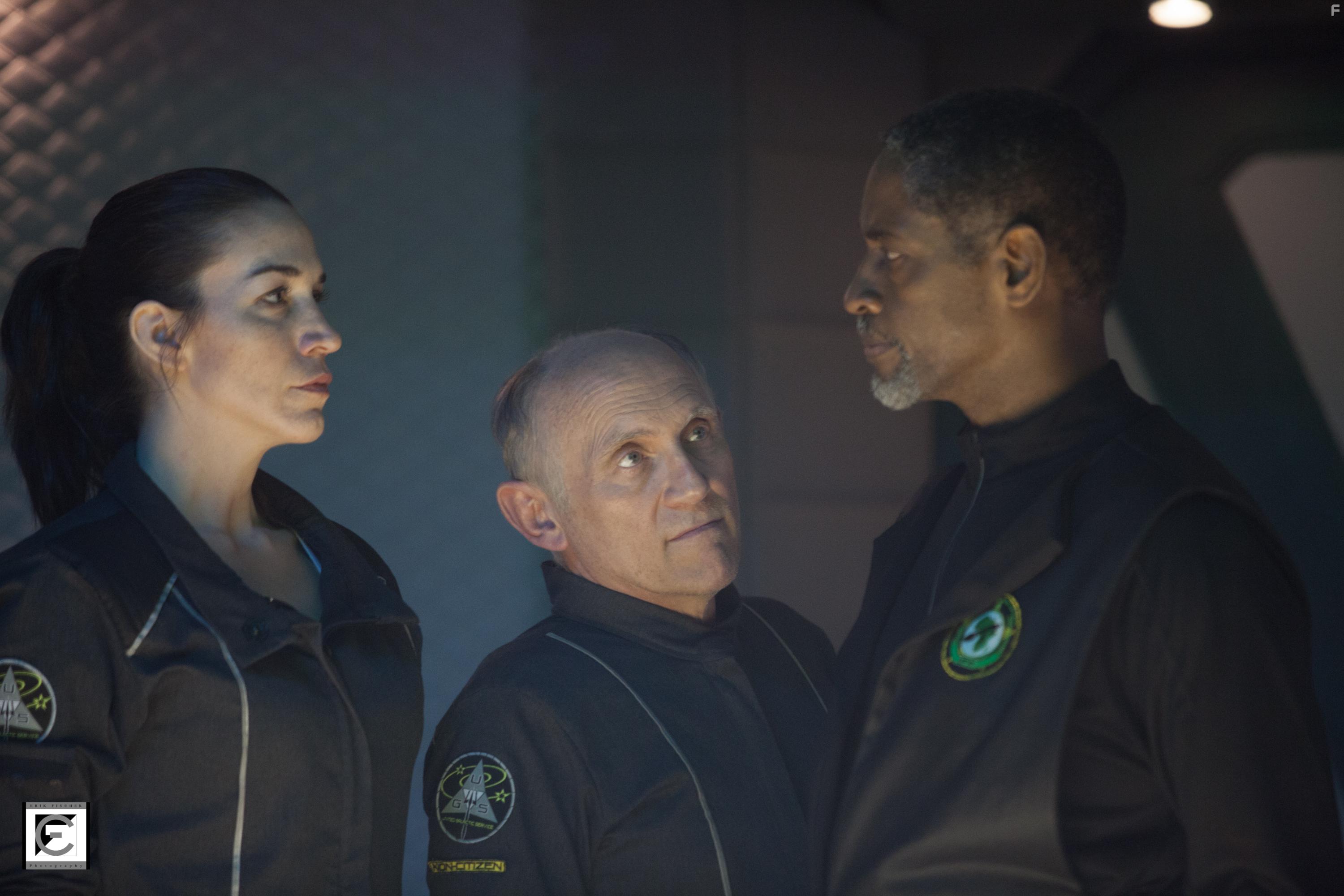 Armin Shimerman, Tim Russ, and Morgan Lariah in 5th Passenger (2018)