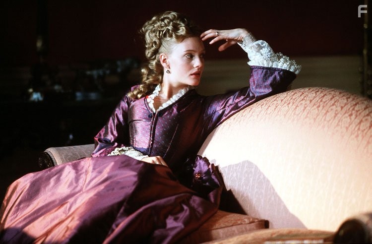 Romola Garai in Даниэль Деронда (2002)