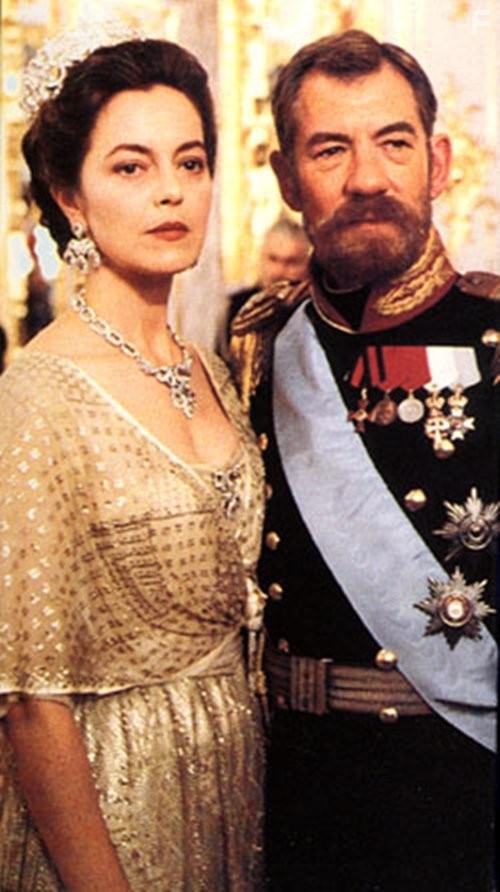 Greta Scacchi and Ian McKellen in Распутин (1996)
