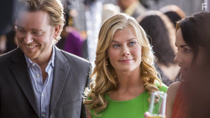 Jonathan Scarfe, Alison Sweeney, and Darla Taylor in Love on the Air (2015)