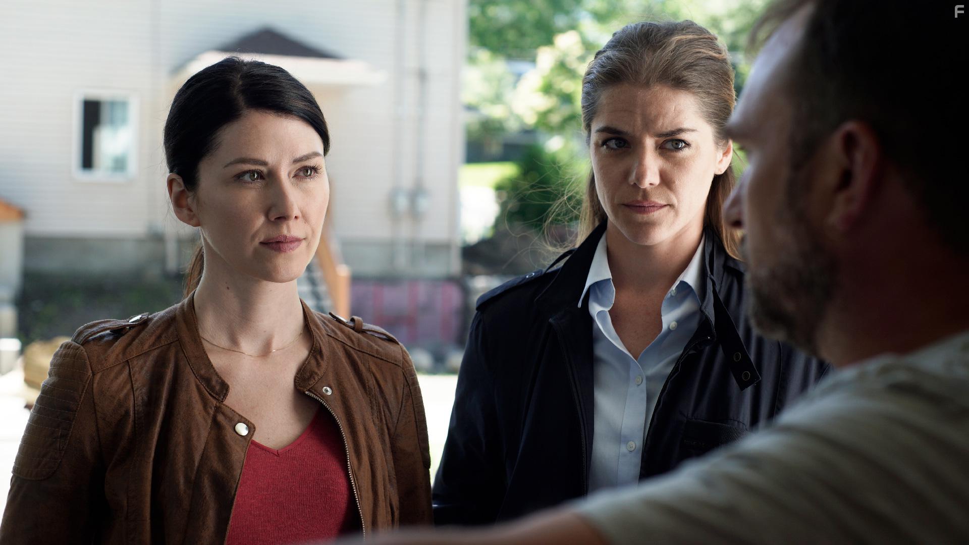 Jewel Staite in The Detectives (2018)