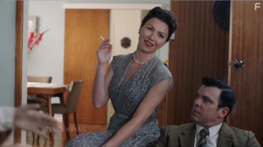 Anita Hegh in Carlotta (2014)