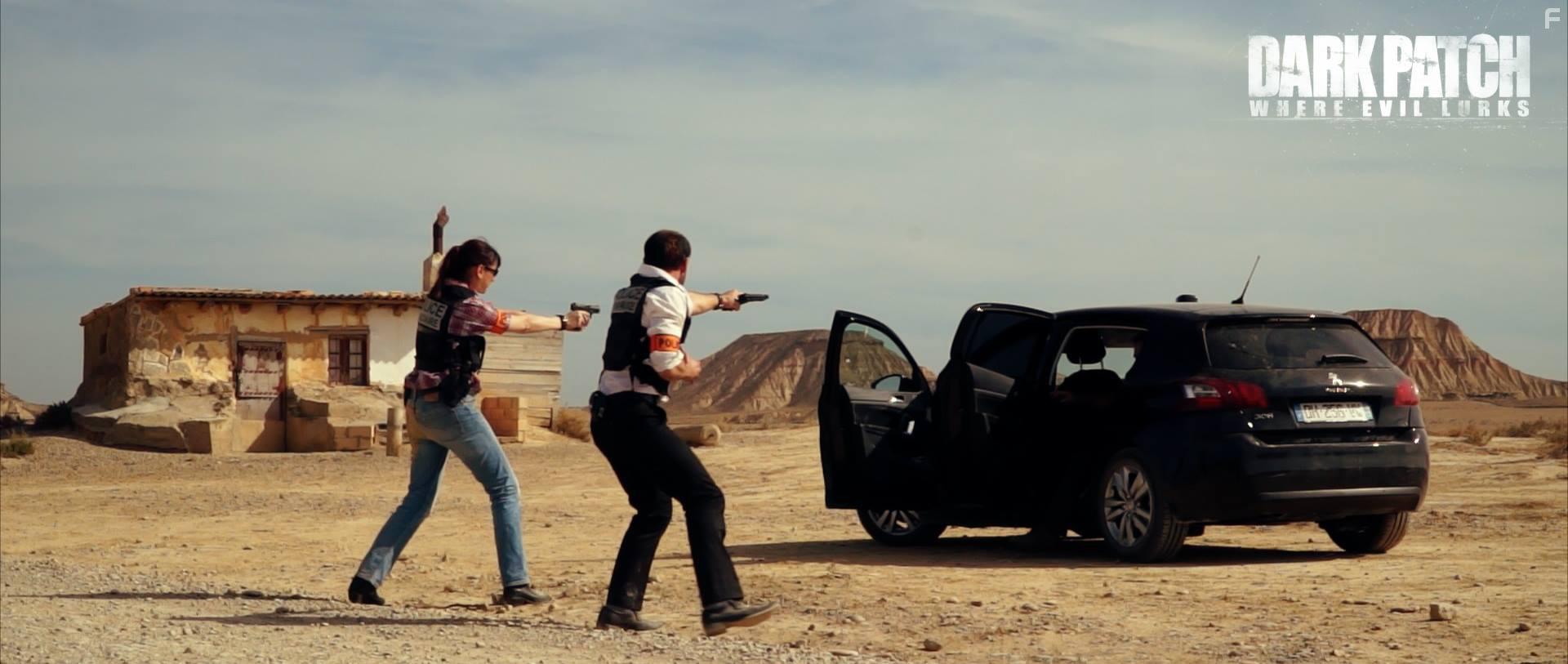 Elissa Houles and Philippe Coste in Dark Patch (2018)