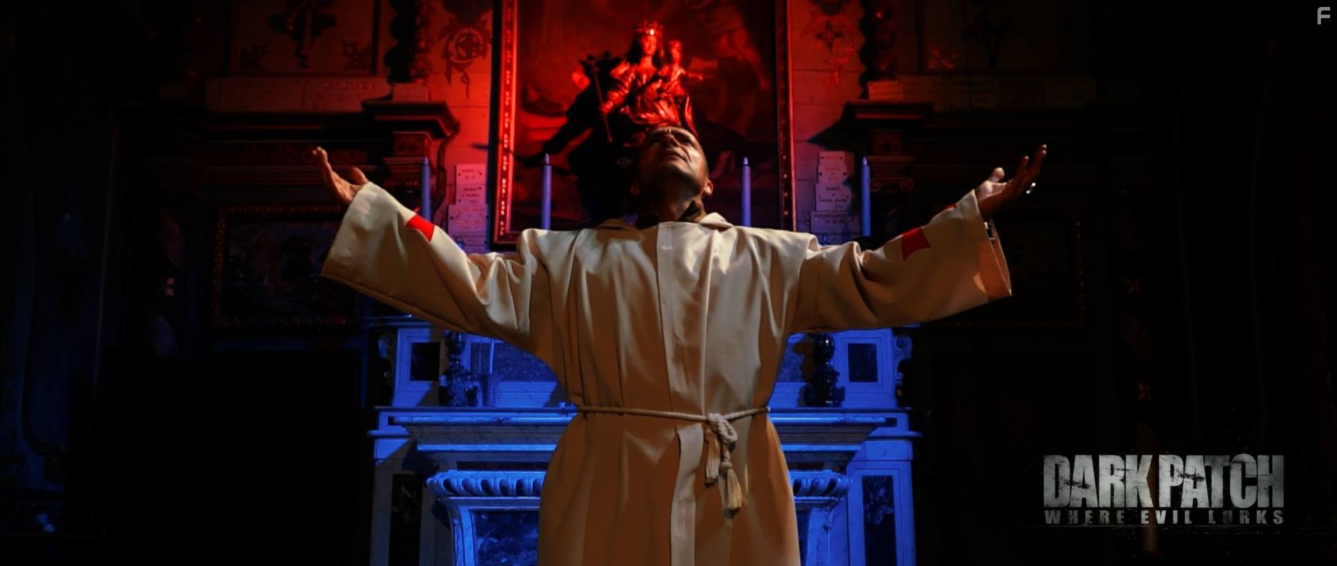 Manuel Gonalves in Dark Patch (2018)