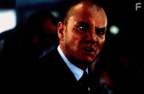 Malcolm McDowell in Гангстер номер 1 (2000)