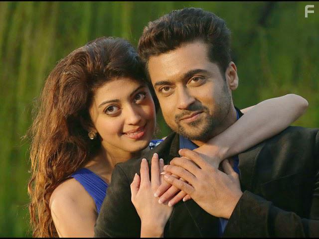 Suriya and Pranitha in Masss (2015)