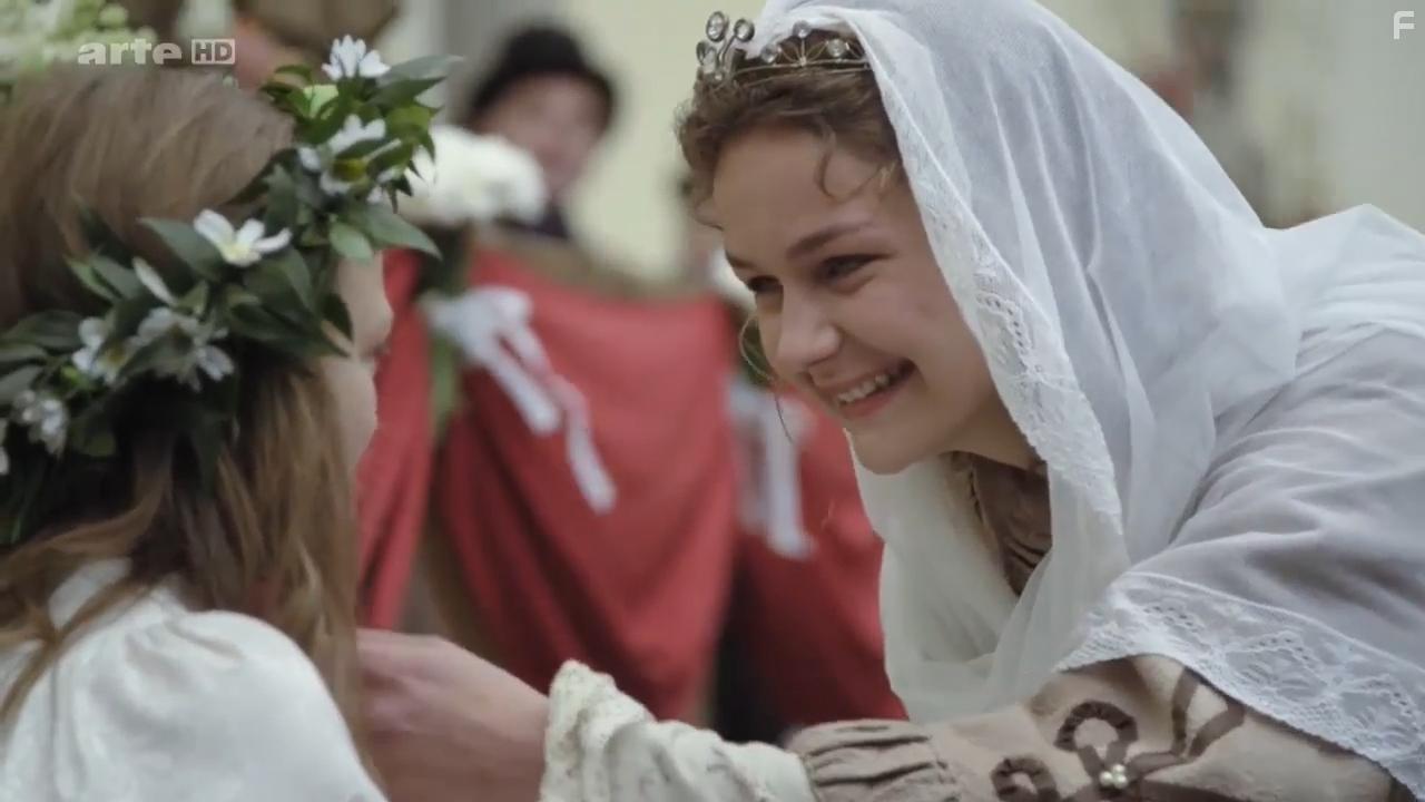 Luise Heyer in Frauen, die Geschichte machten (2013)