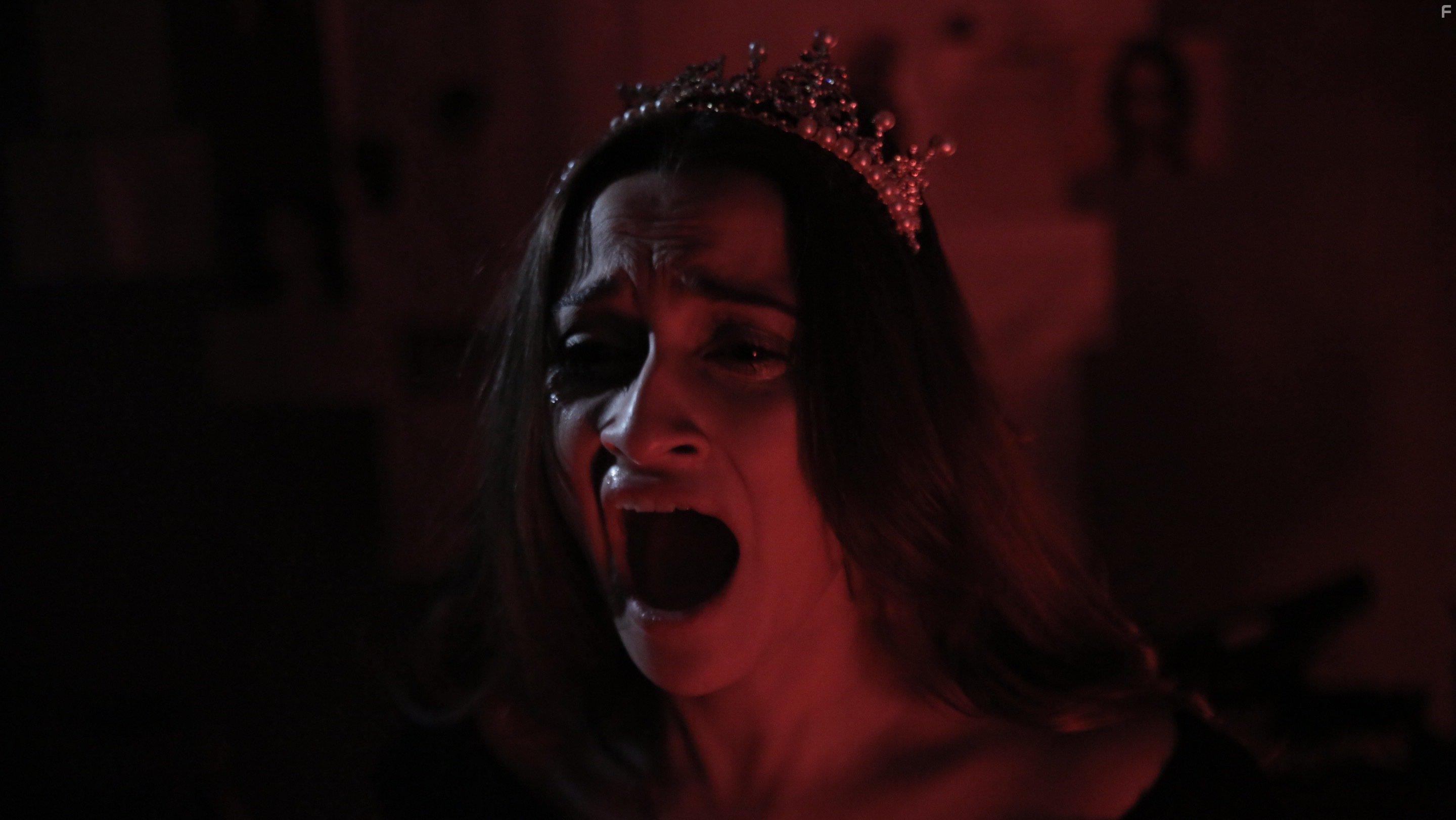 Becky Fletcher as "FRANKIE" in FOX TRAP