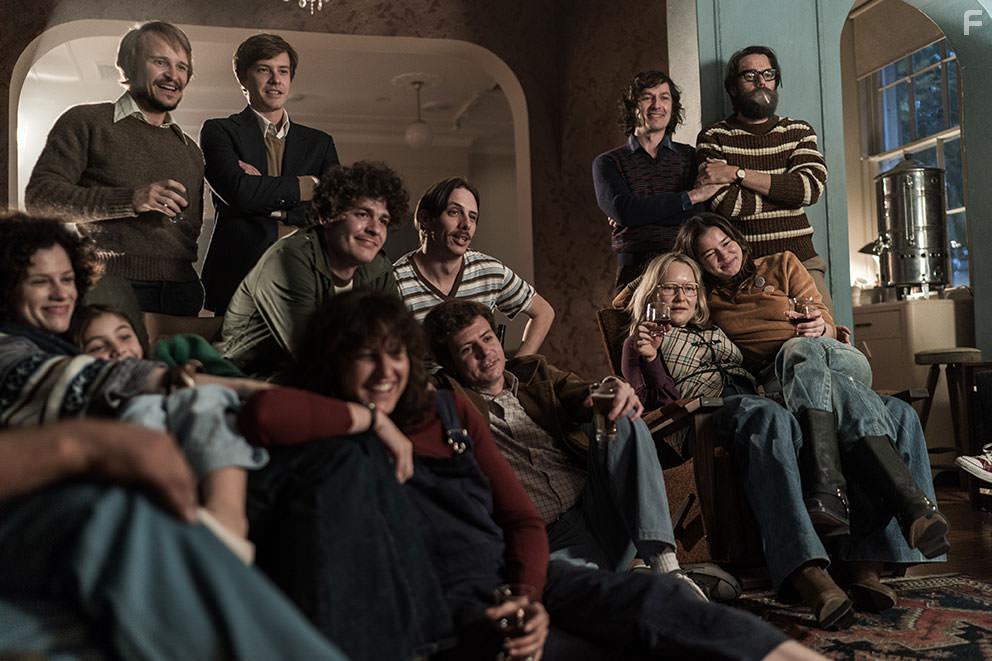 Damon Herriman, Eden Falk, Xavier Samuel, Kate Box, Hanna Mangan Lawrence, Luke Mullins, Jessica De Gouw, and Fern Sutherland in Riot (2018)