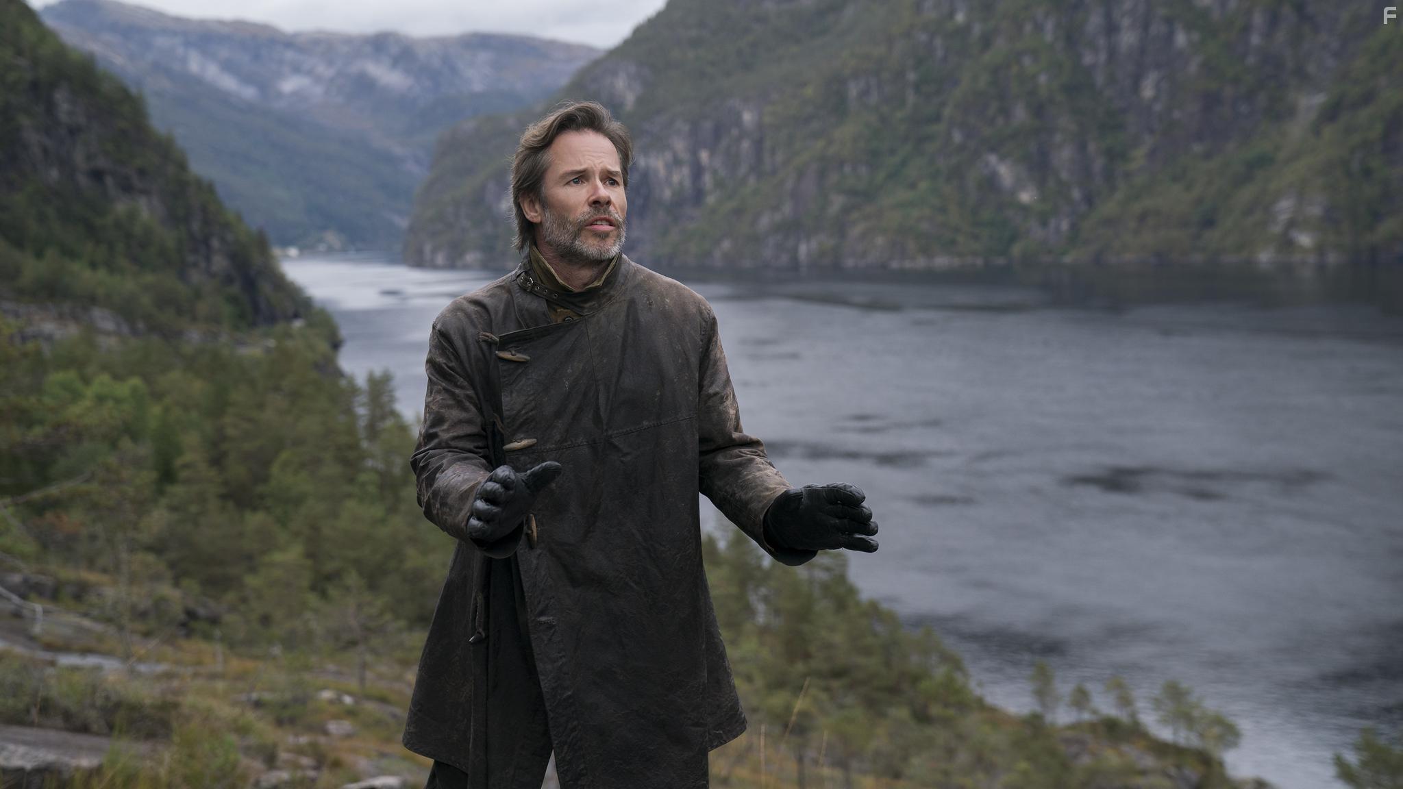 Guy Pearce in The Innocents (2018)