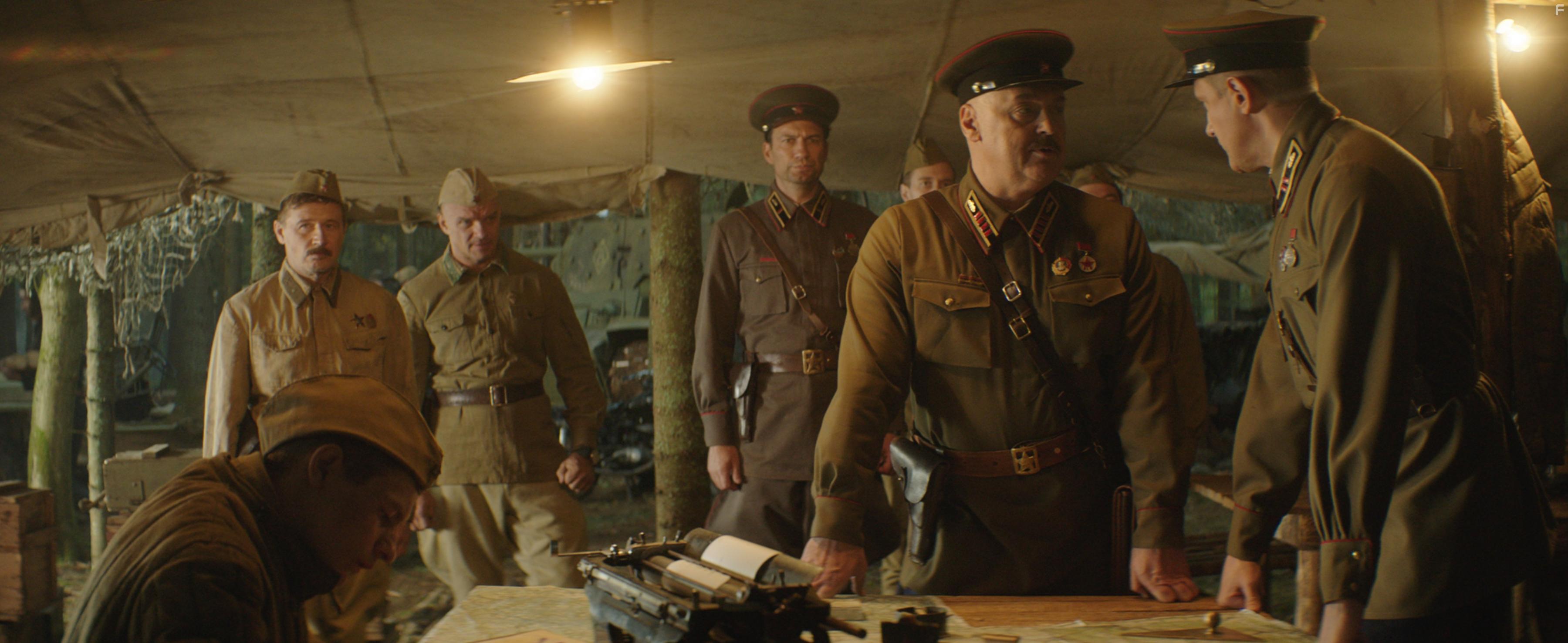 Несокрушимый #4