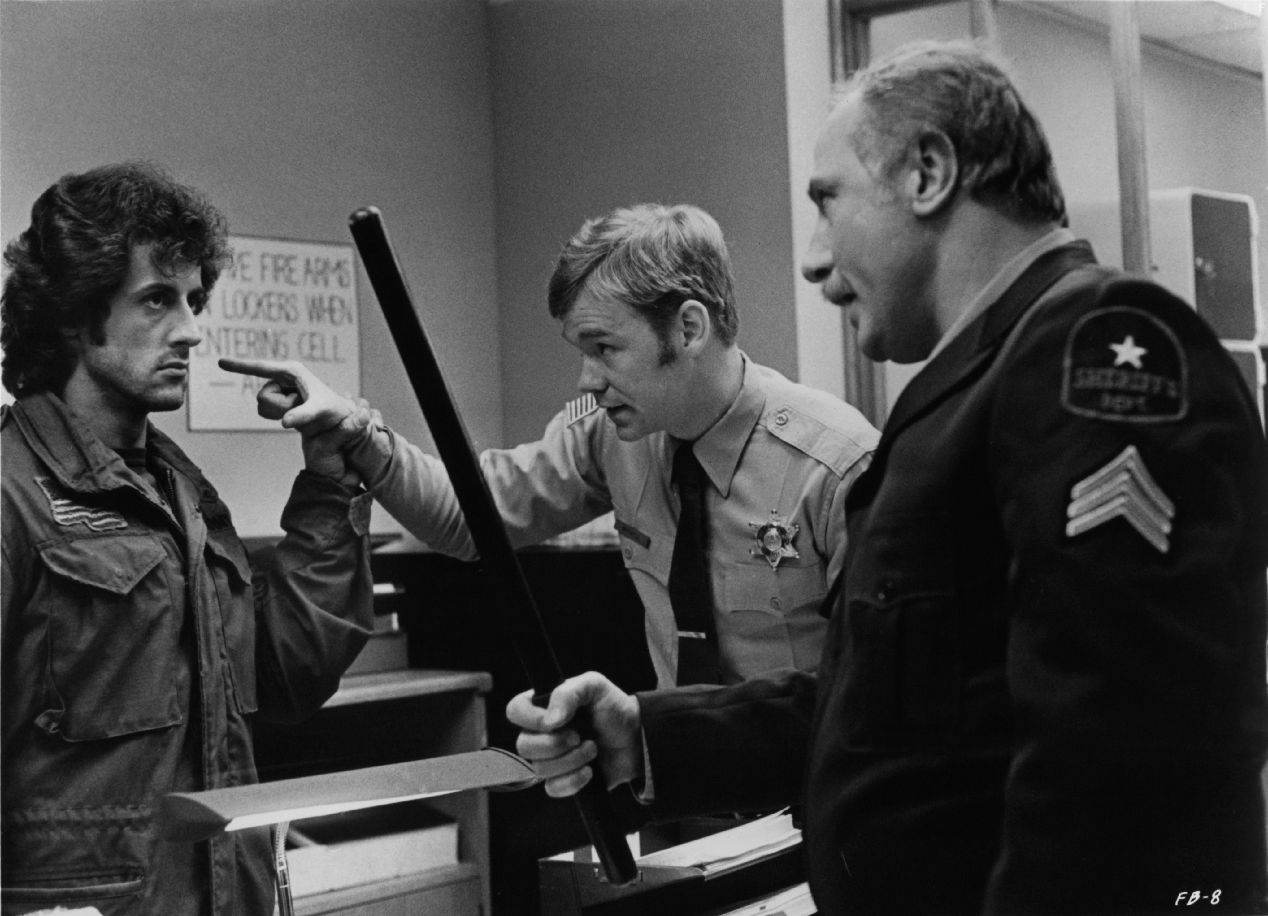 Sylvester Stallone, David Caruso, and Jack Starrett in Первая кровь (1982)