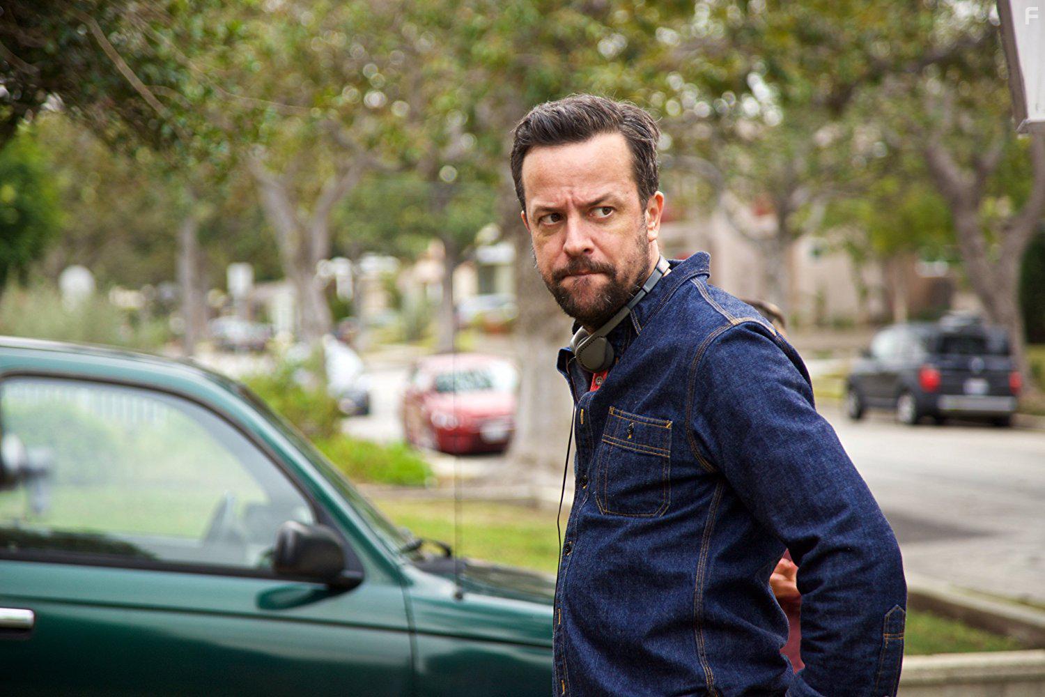 Иззи прётся через город #5