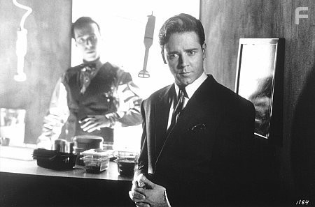Russell Crowe in Виpтуозность (1995)