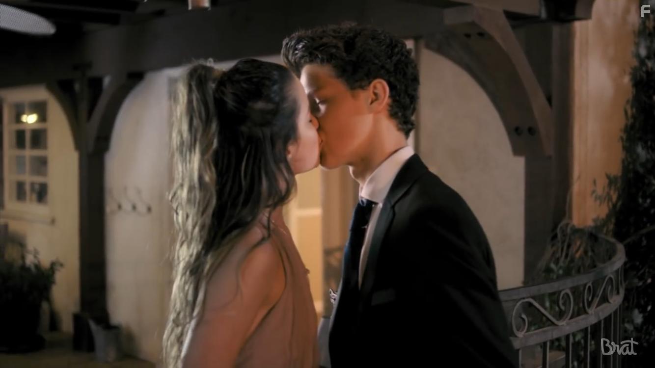 Куриные девочки #4