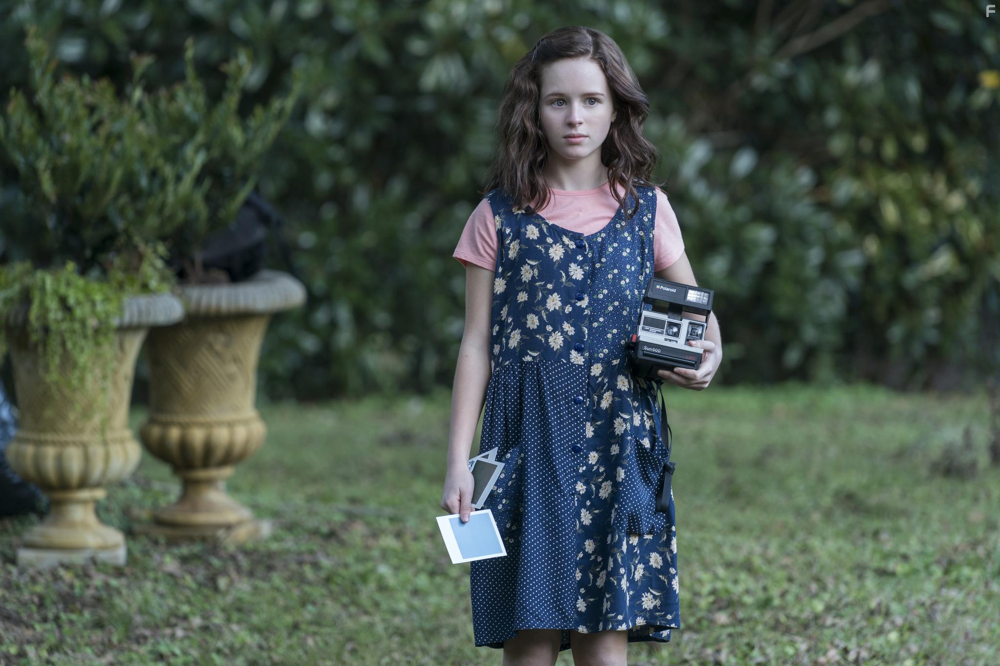 Lulu Wilson in The Haunting of Hill House (2018)