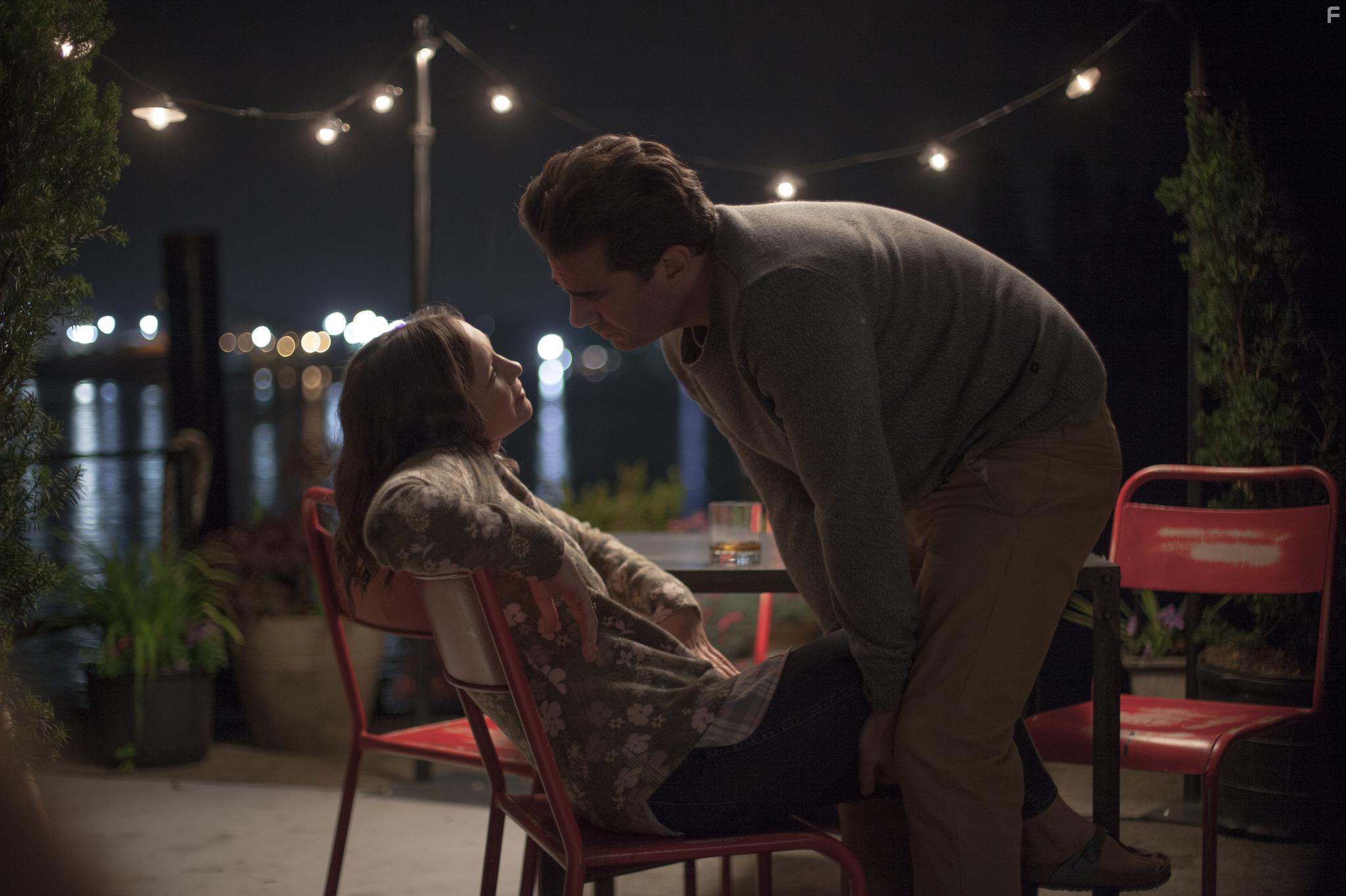 Bobby Cannavale and Vera Farmiga in Boundaries (2018)