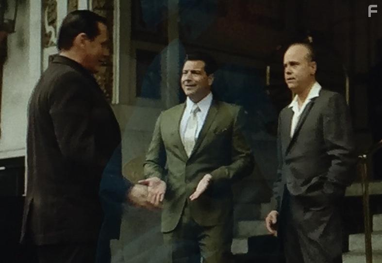 Viggo Mortensen, Craig DiFrancia, and Dennis W. Hall in Green Book (2018)