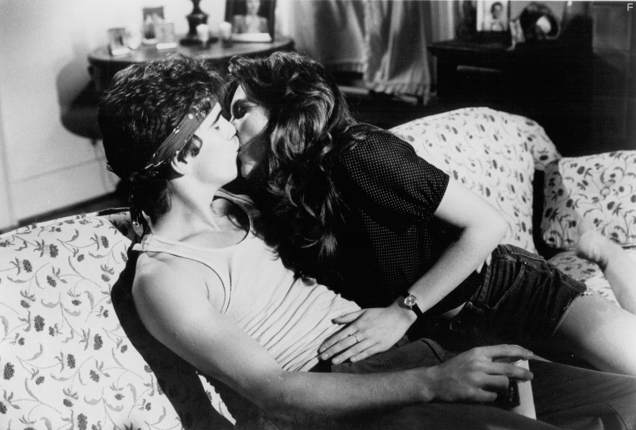 Diane Lane and Matt Dillon in Бойцовая рыбка (1983)