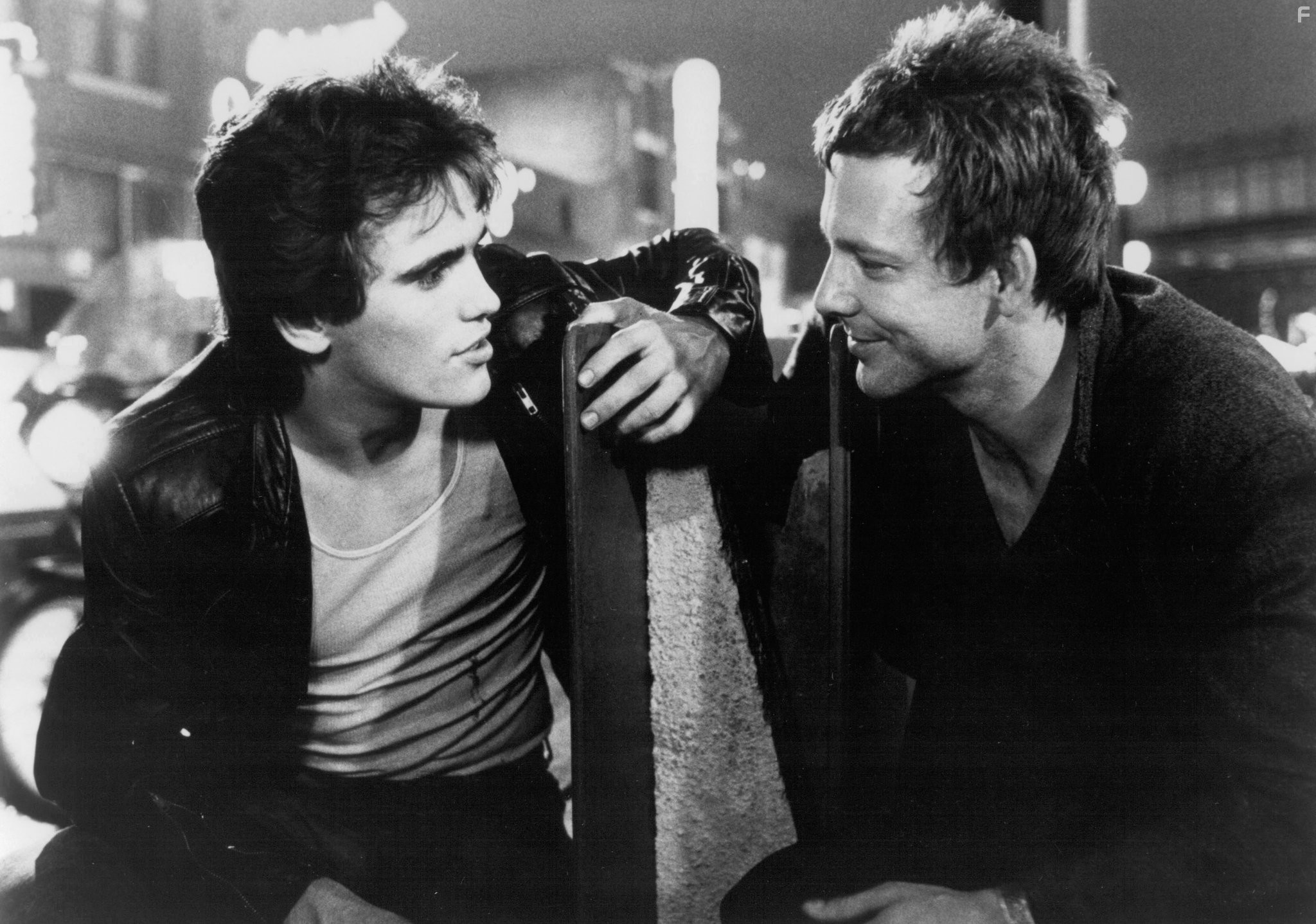 Matt Dillon and Mickey Rourke in Бойцовая рыбка (1983)