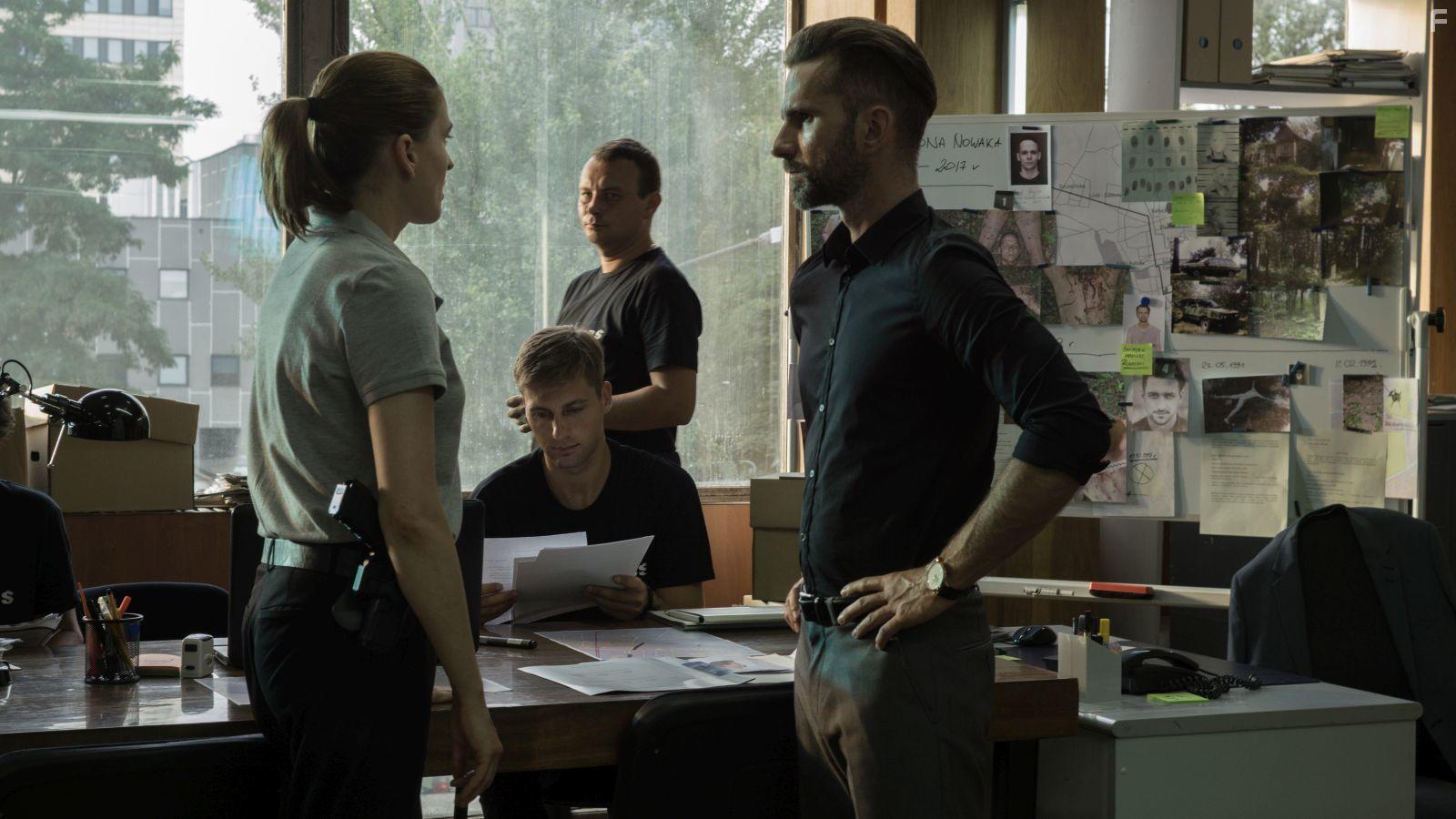 Marcin Bosak and Jzef Pawlowski in Ultraviolet (2017)