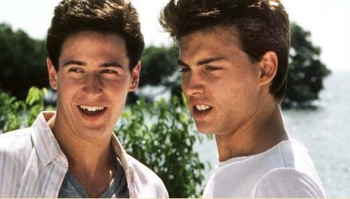 Johnny Depp and Rob Morrow in Частный курoрт (1985)