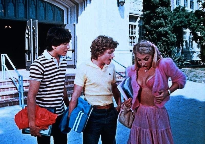 Scott Baio, Willie Aames, and Heather Thomas in Влипли! (1982)