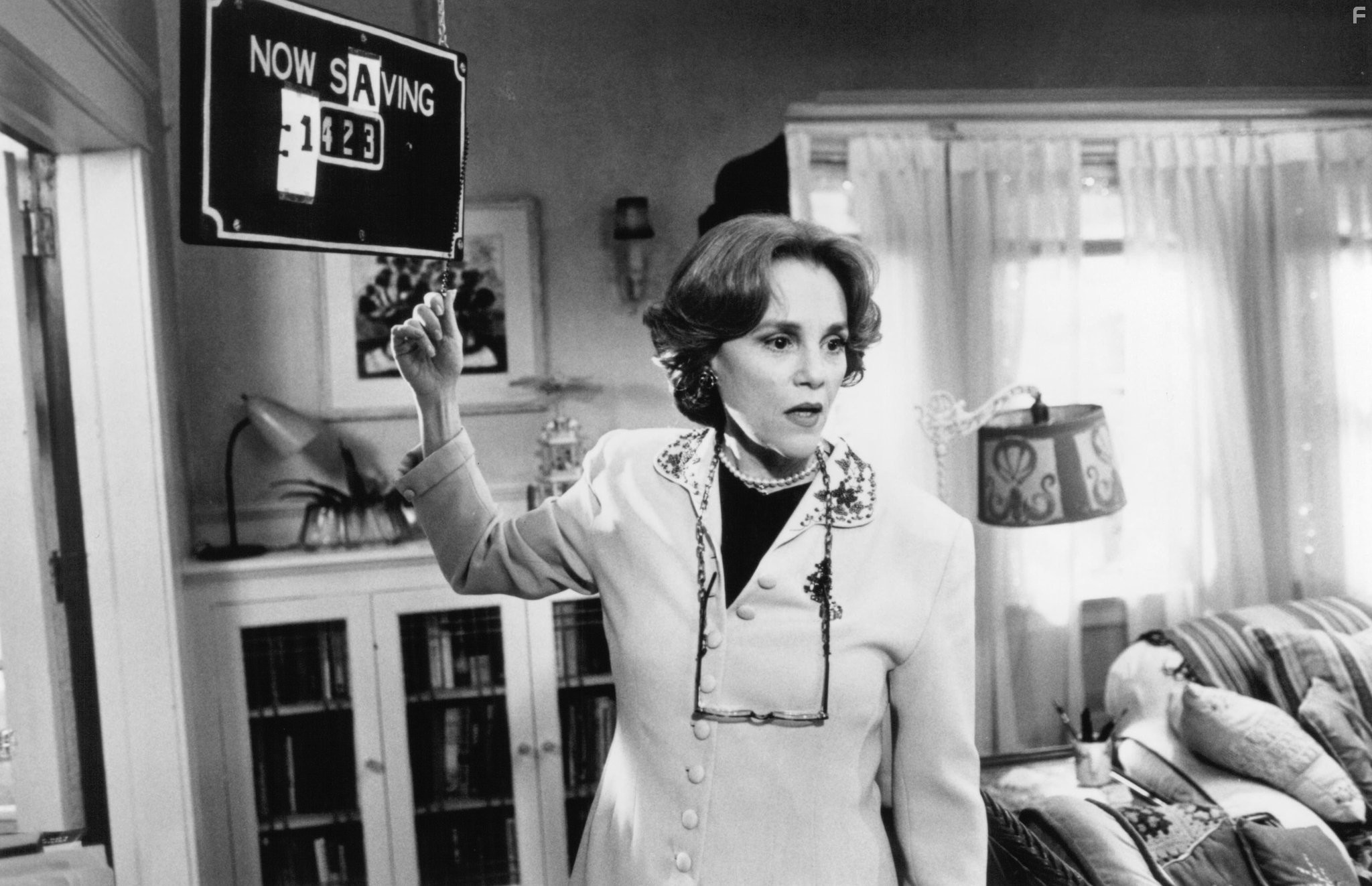 Madeline Kahn in Совершенно чокнутый (1994)