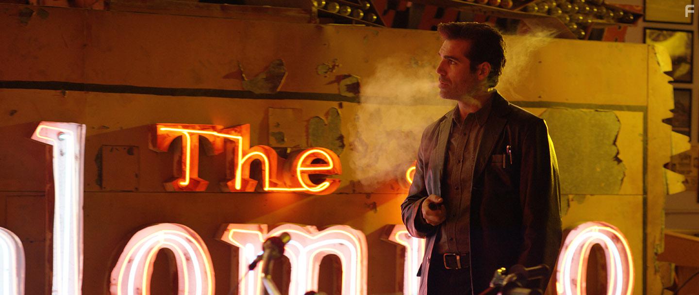 Jordi Vilasuso in Clyde Cooper (2018)