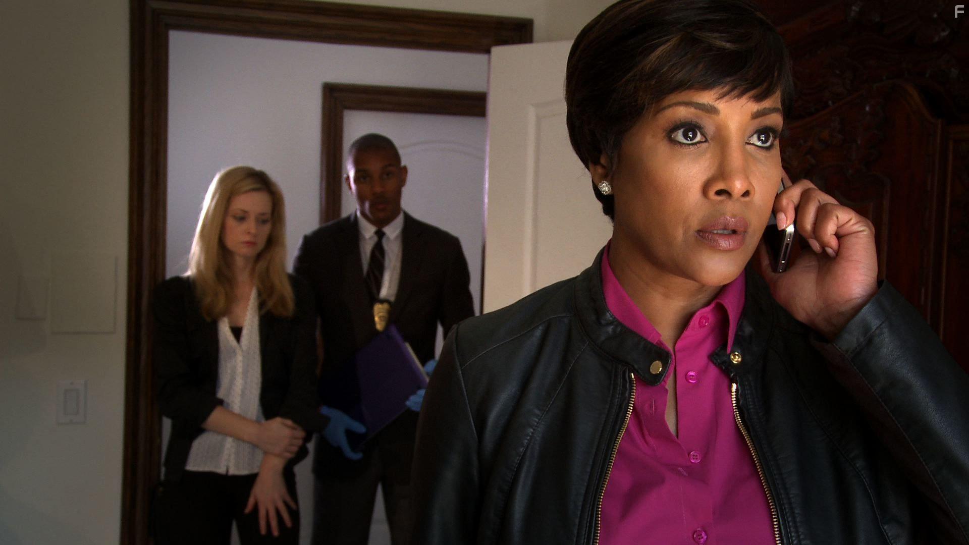 Vivica A. Fox and Jessica Morris in The Wrong Roommate (2016)