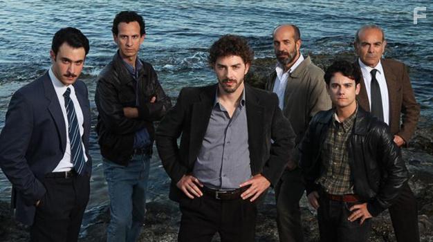 Andrea Tidona, Michele Riondino, Maurilio Leto, Alessio Vassallo, and Alessio Piazza in Il giovane Montalbano (2012)