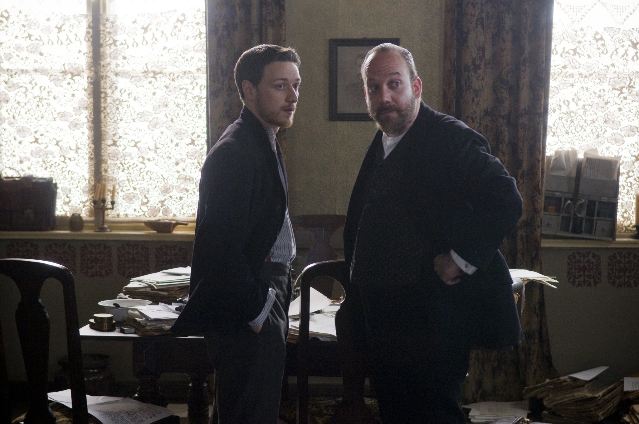 Paul Giamatti and James McAvoy in Последнее воскресение (2009)