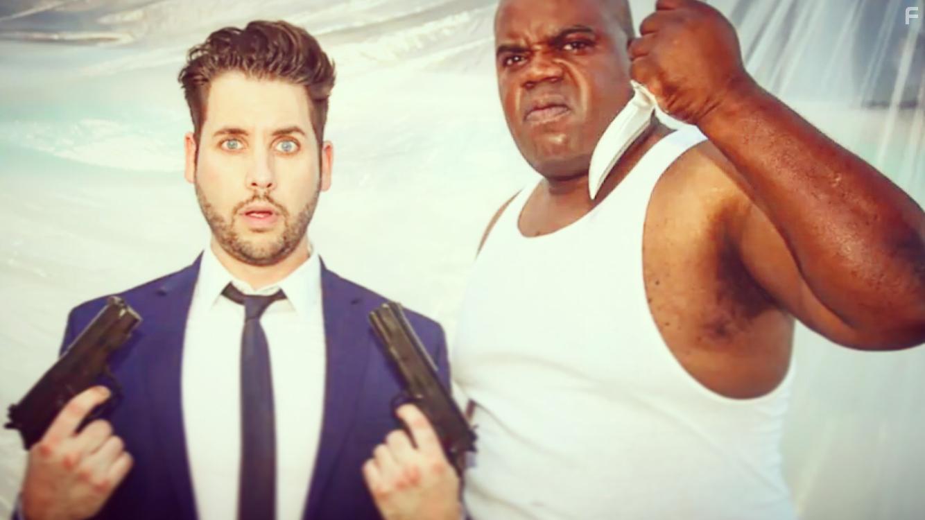 Terrell Dixon and Phillip Musumeci in The Pinch (2018)