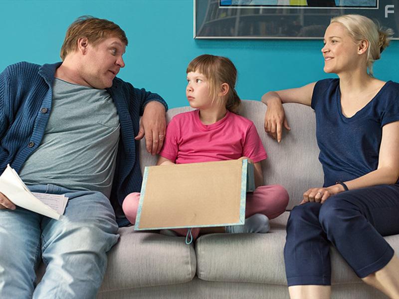 Anna-Maija Tuokko in Puluboin ja Ponin leffa (2018)