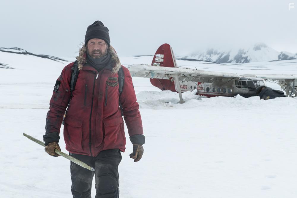 Mads Mikkelsen in Arctic (2018)