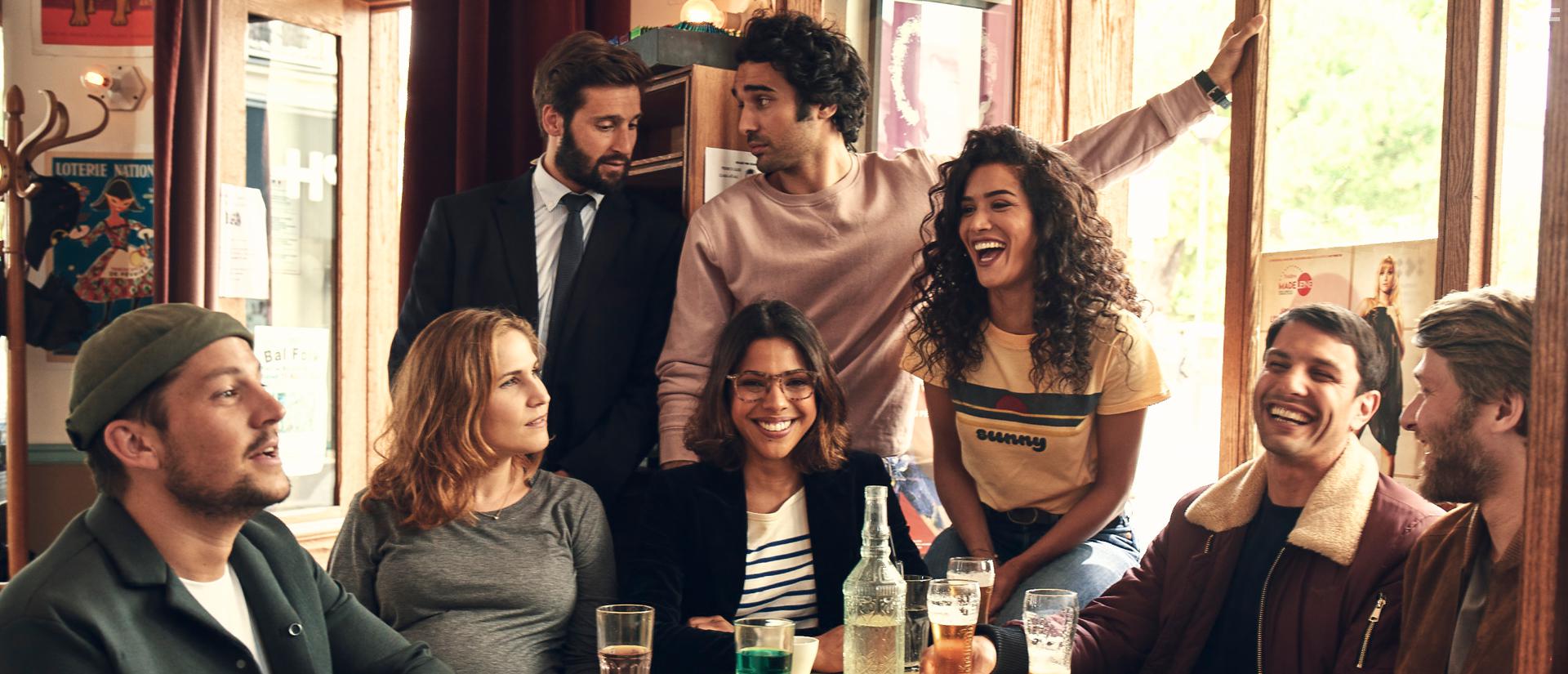 Josphine Dra, Sabrina Ouazani, Zita Hanrot, Marc Ruchmann, Guillaume Labb, Tom Dingler, Yvan Naubron, and Syrus Shahidi in Plan Coeur (2018)