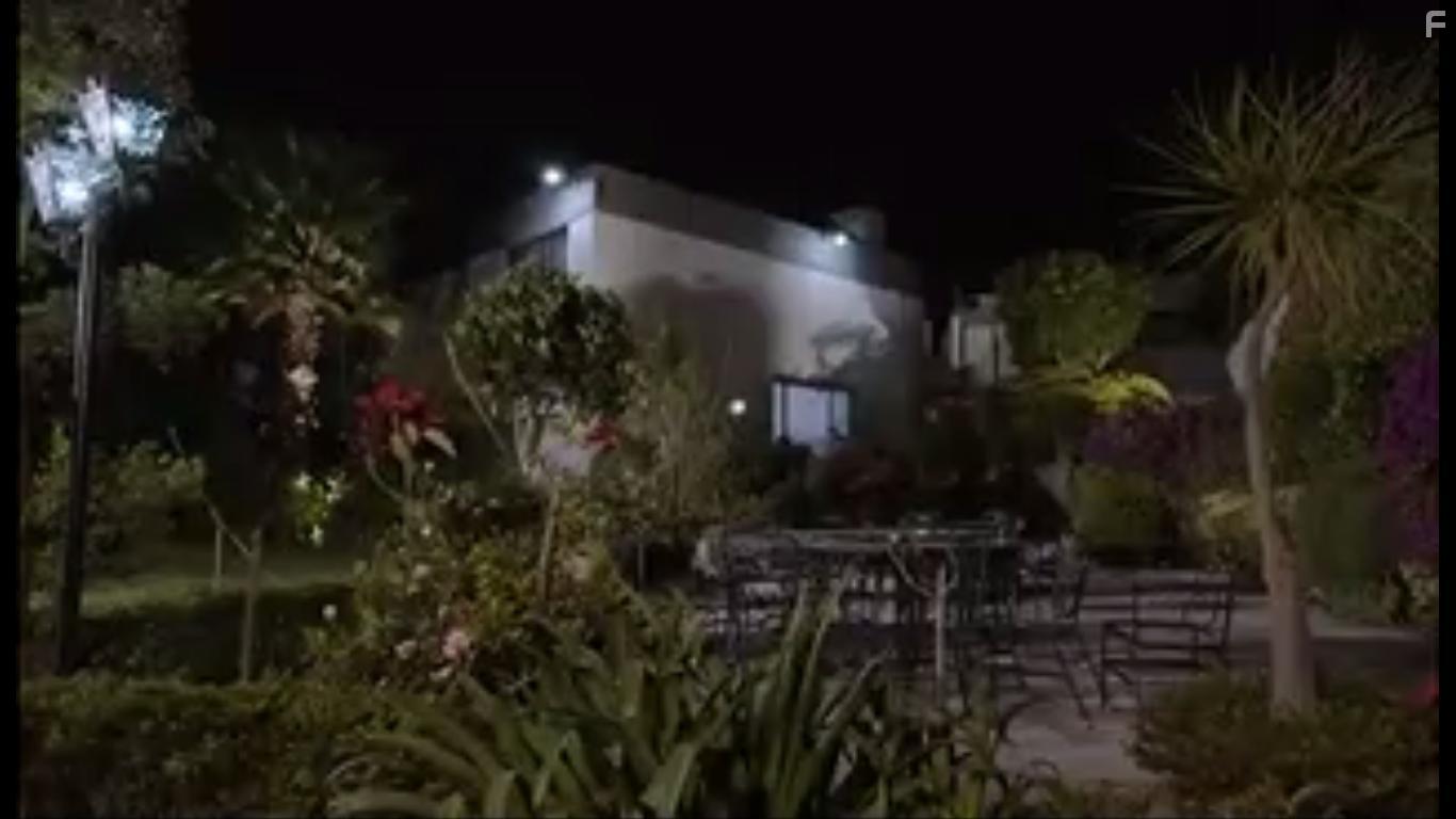 Por amar sin ley (2018)