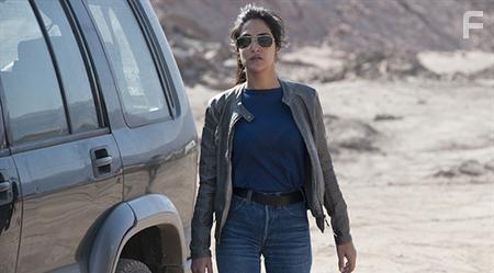 Magi Azarzar in Betoolot (2014)