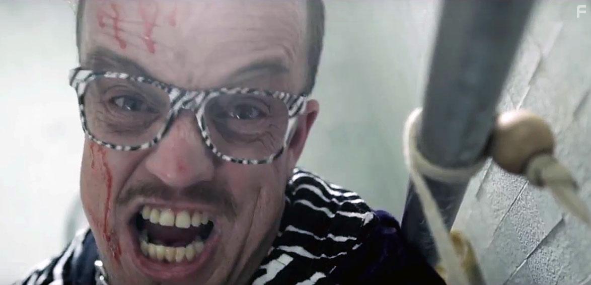 Поцелуй мой прах