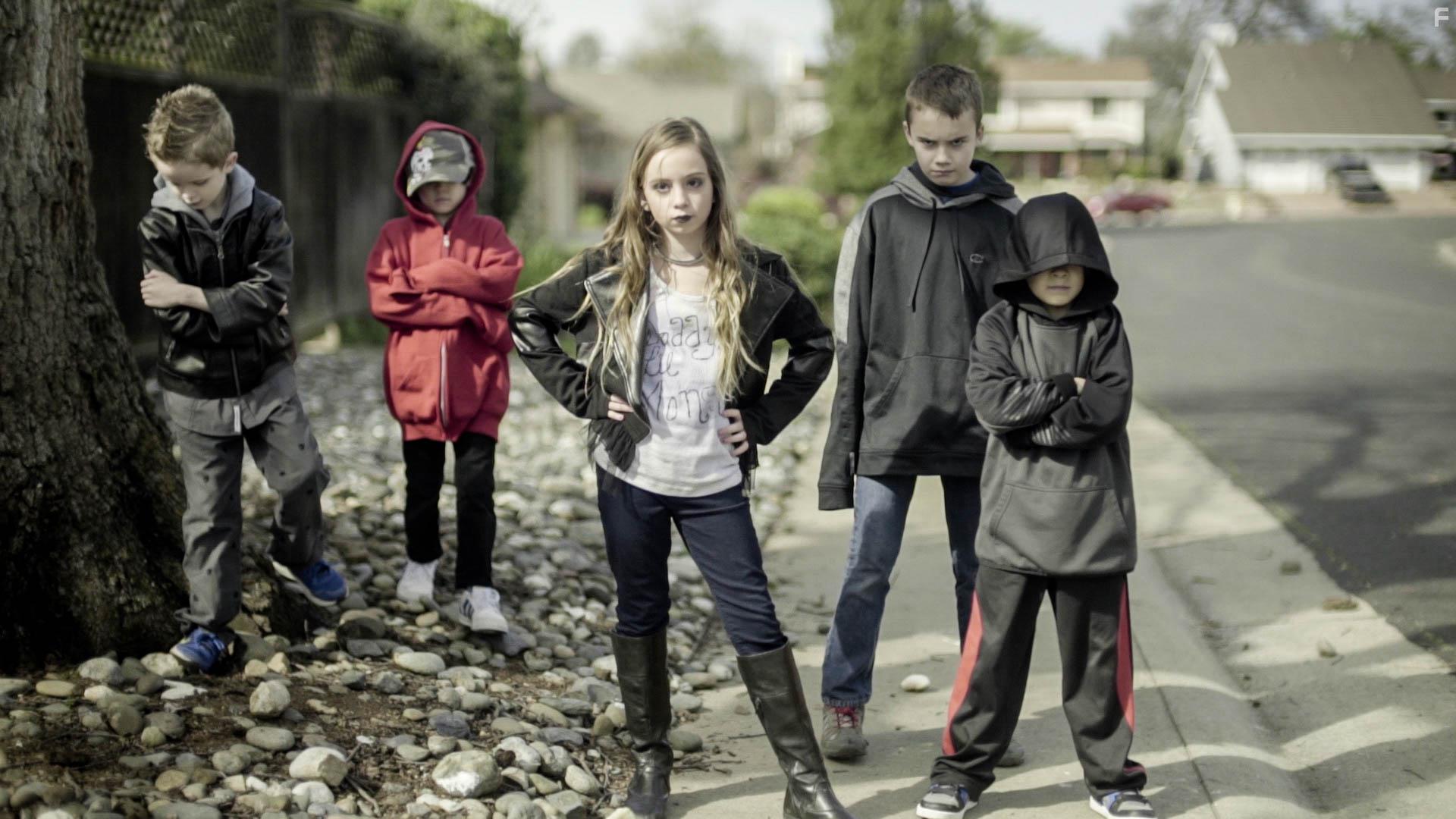 Lilly Richard, Han Beyer, Adriel Beyer, Draegan Beyer, Noah Richard, and Matthew Bristow in Immortal Fist: The Legend of Wing Chun (2017)