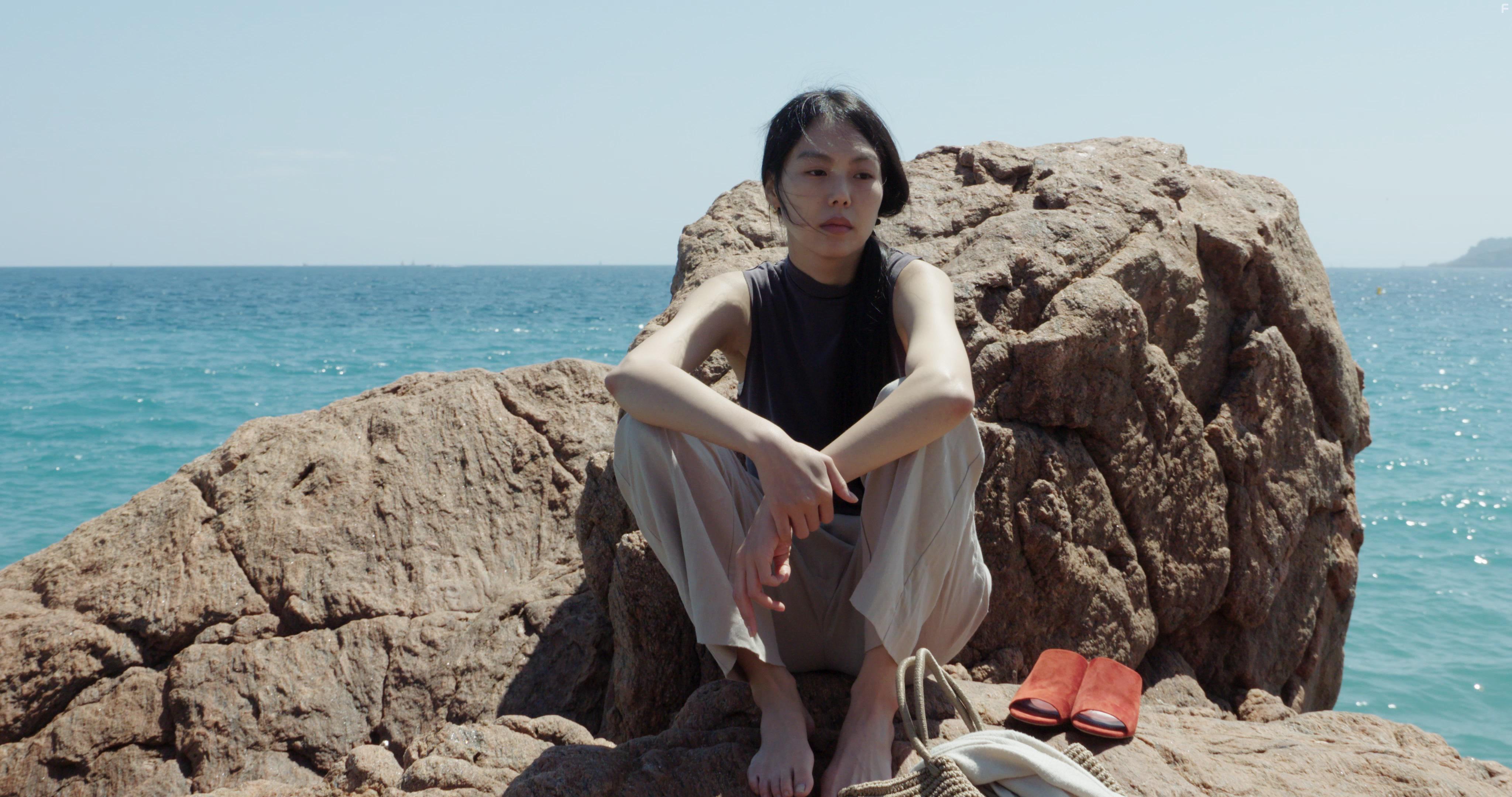 Min-hee Kim in La camra de Claire (2017)