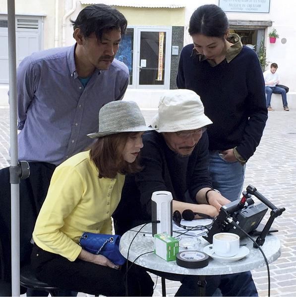 Isabelle Huppert in La camra de Claire (2017)