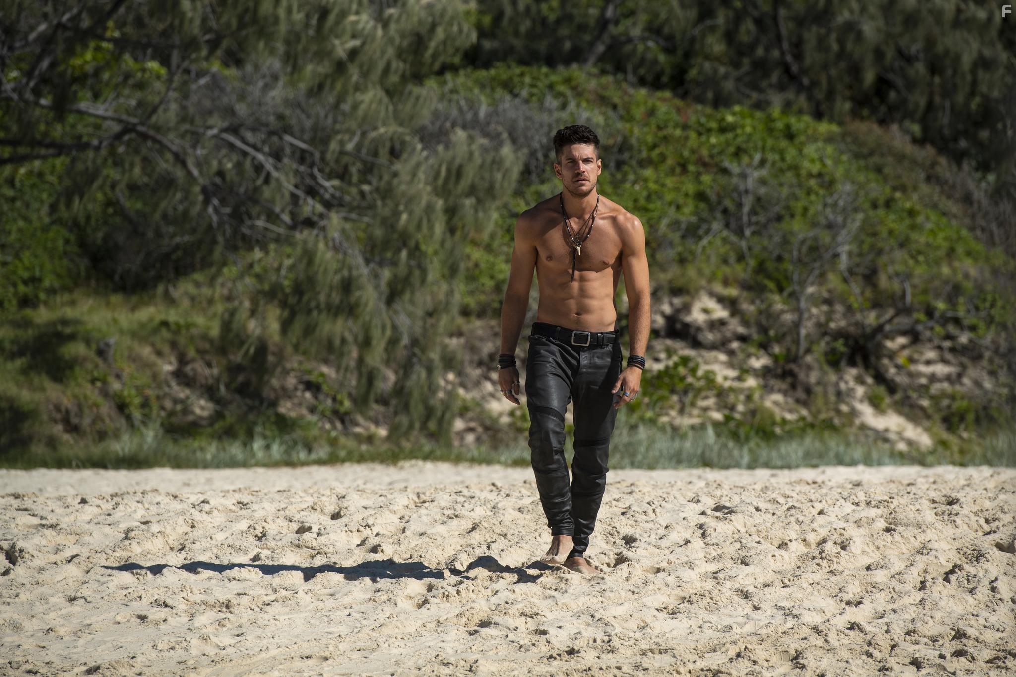 Marco Pigossi in Tidelands (2018)