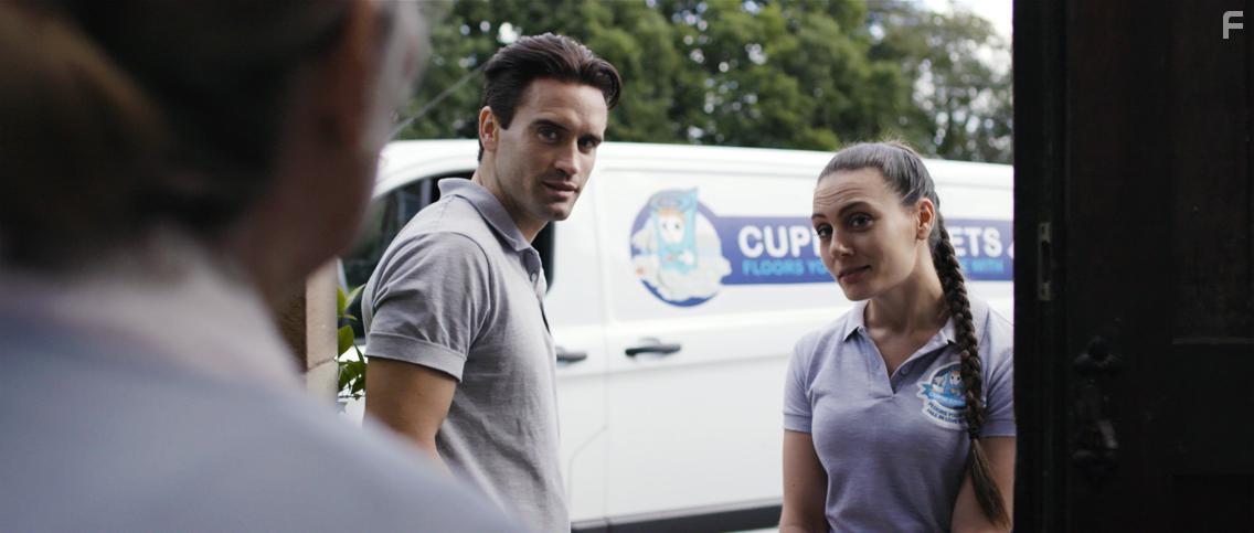 Zara Phythian and Christopher Whitlow in Cannibals and Carpet Fitters (2017)