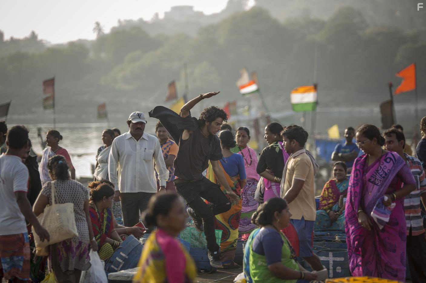 Ishaan Khattar in Beyond the Clouds (2017)