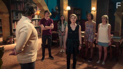 Elizabeth Cullen in The Bureau of Magical Things (2018)