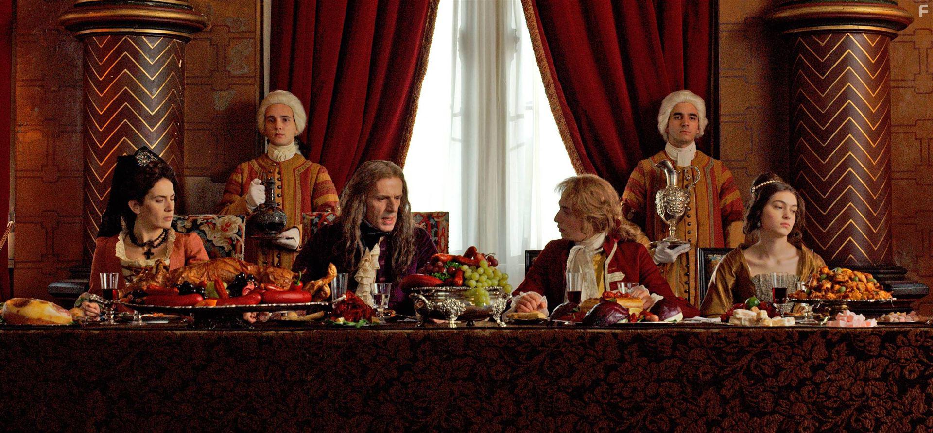 Lambert Wilson, Kacey Mottet Klein, and Anamaria Vartolomei in L'change des princesses (2017)