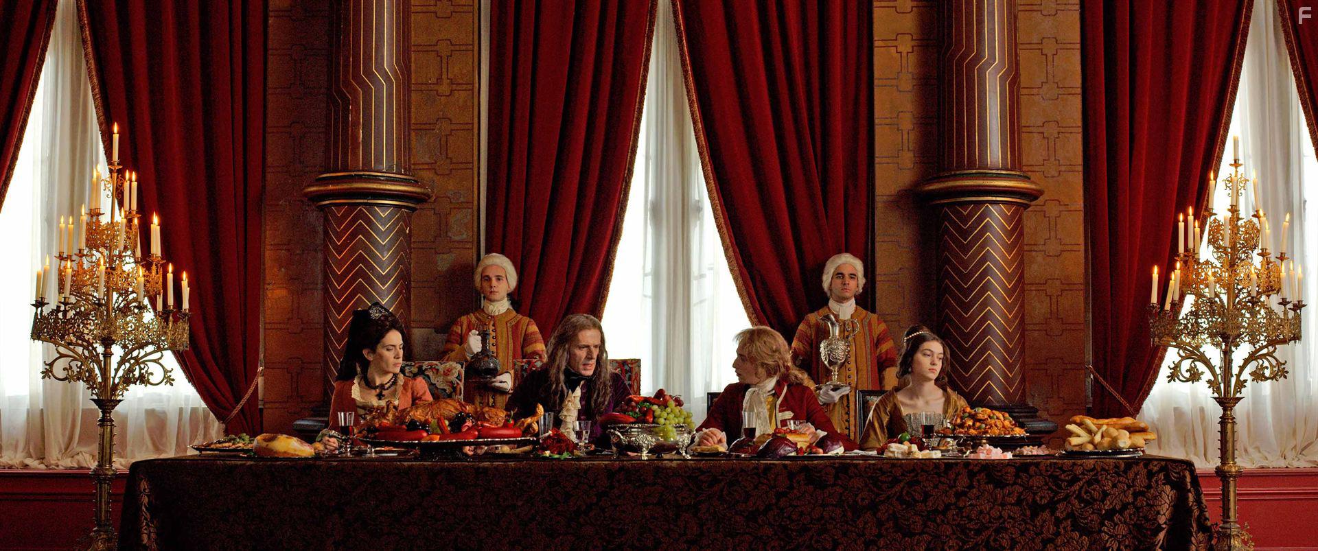 Lambert Wilson, Kacey Mottet Klein, and Anamaria Vartolomei in L'change des princesses (2017)