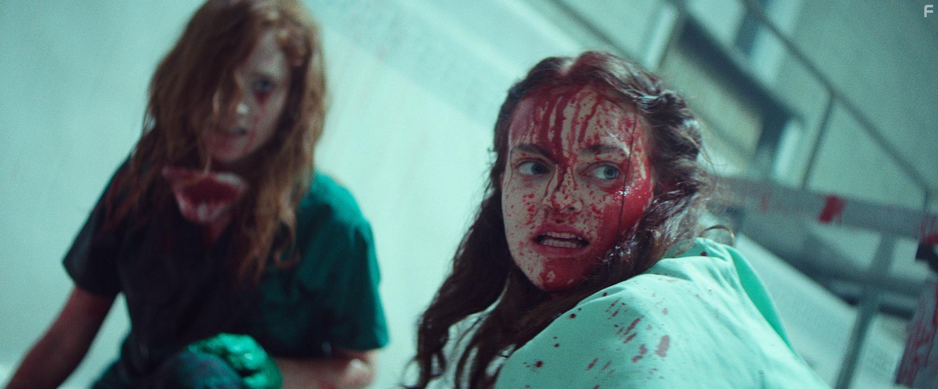 Sarah Hay and Madeline Brewer in Braid (2018)