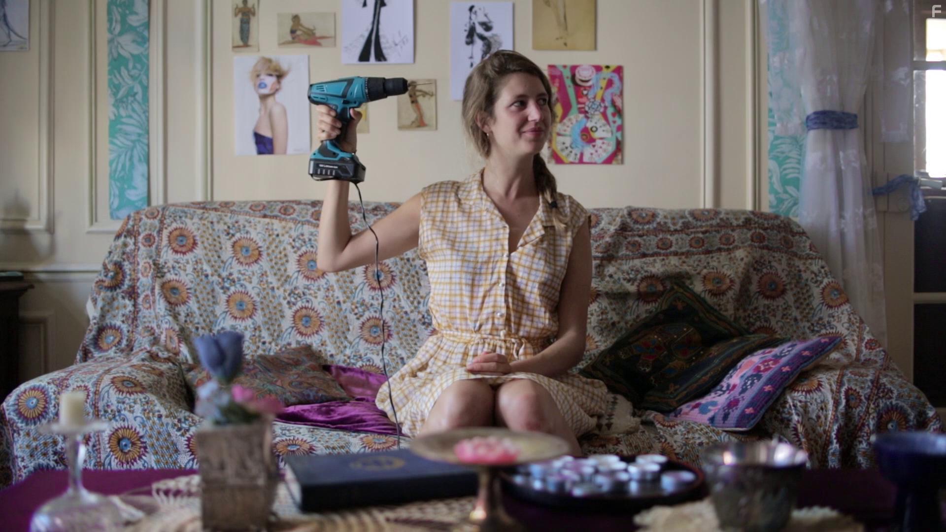 Manon Kneus in Un loft au paradis (2017)